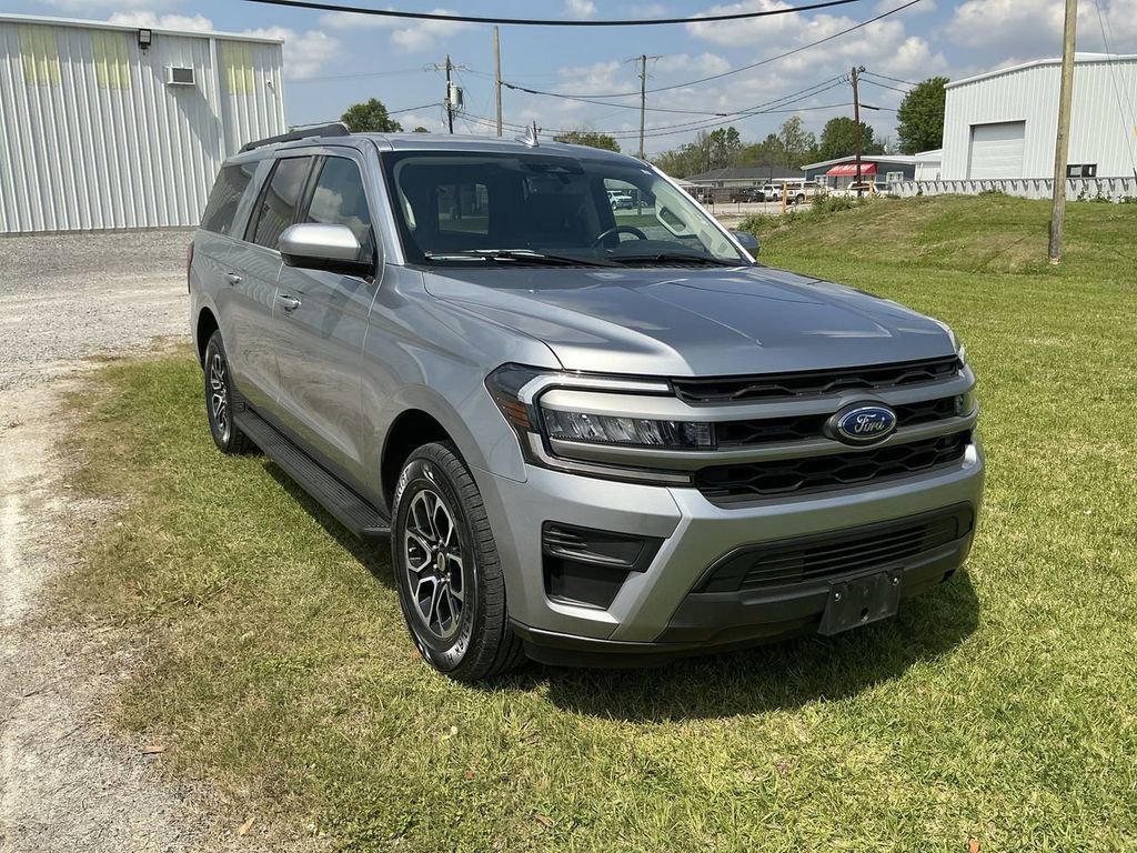 Certified 2024 Ford Expedition Max XLT image 9