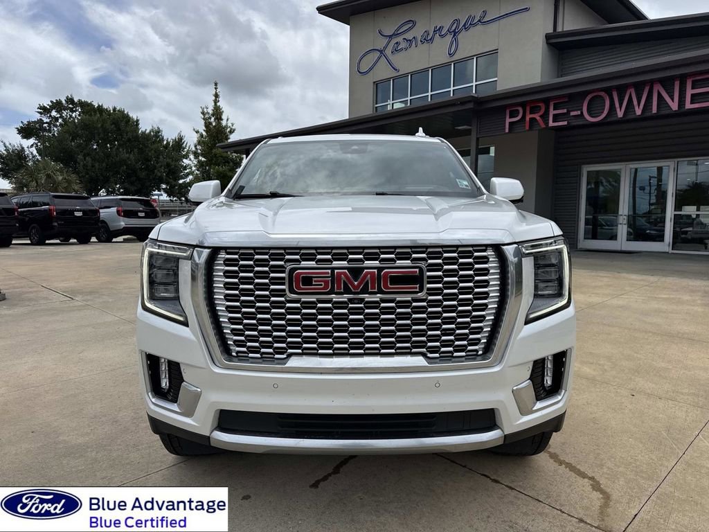 Used 2024 GMC Yukon XL Denali w/ Denali Reserve Package RWD image 4