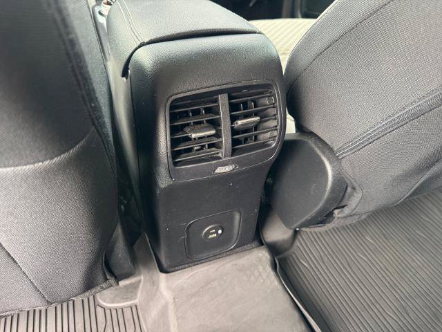Certified 2021 Ford Escape SE w/ SE Sport Appearance Package FWD image 18