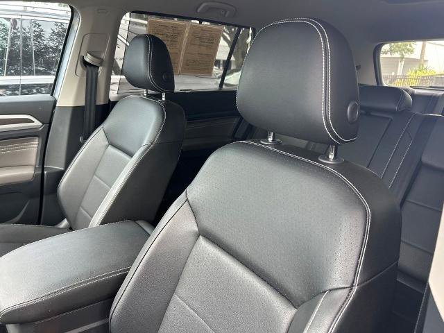 Used 2023 Volkswagen Atlas SE w/ Black Wheel Package FWD image 22