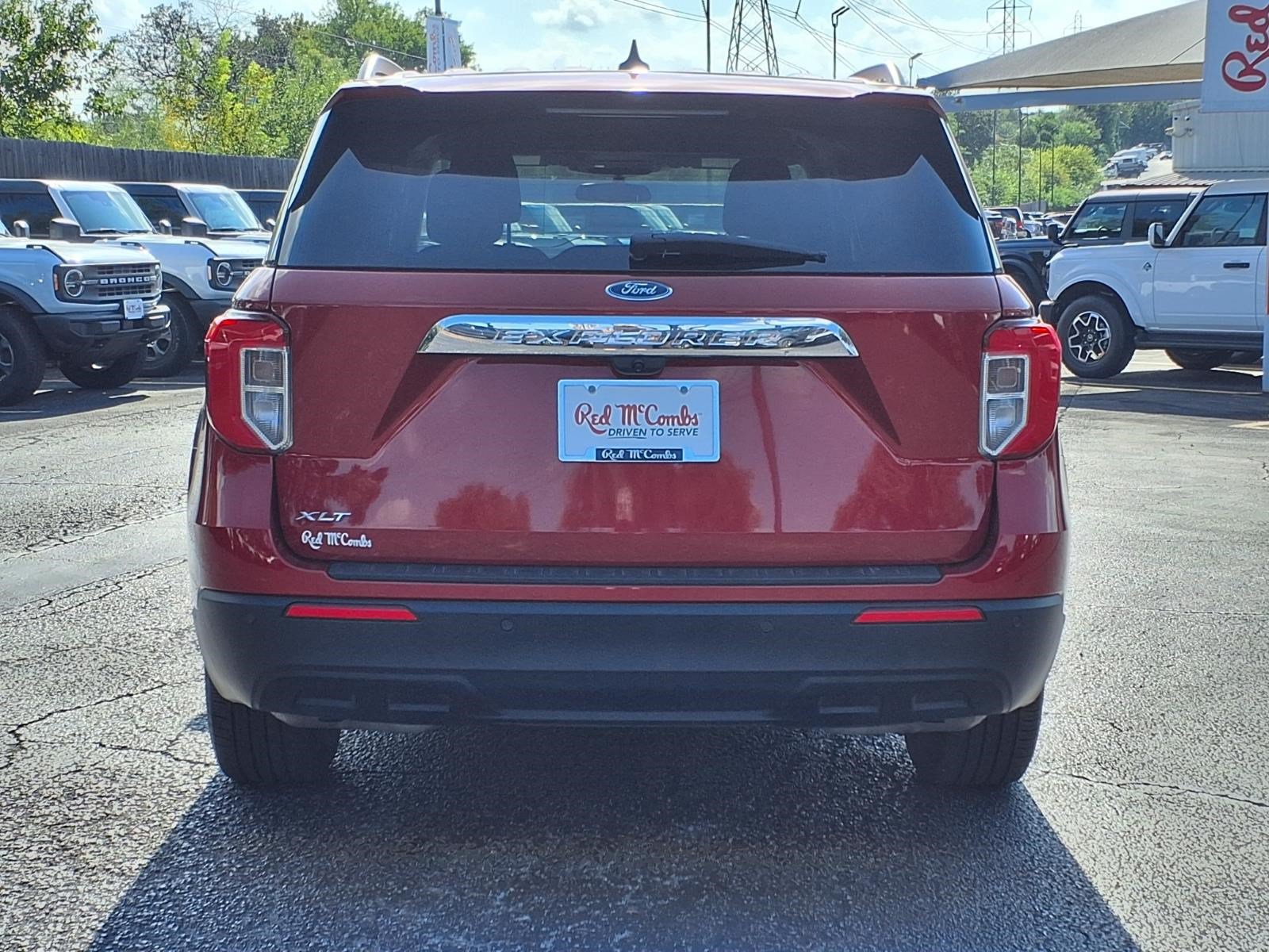 Certified 2024 Ford Explorer XLT RWD image 7