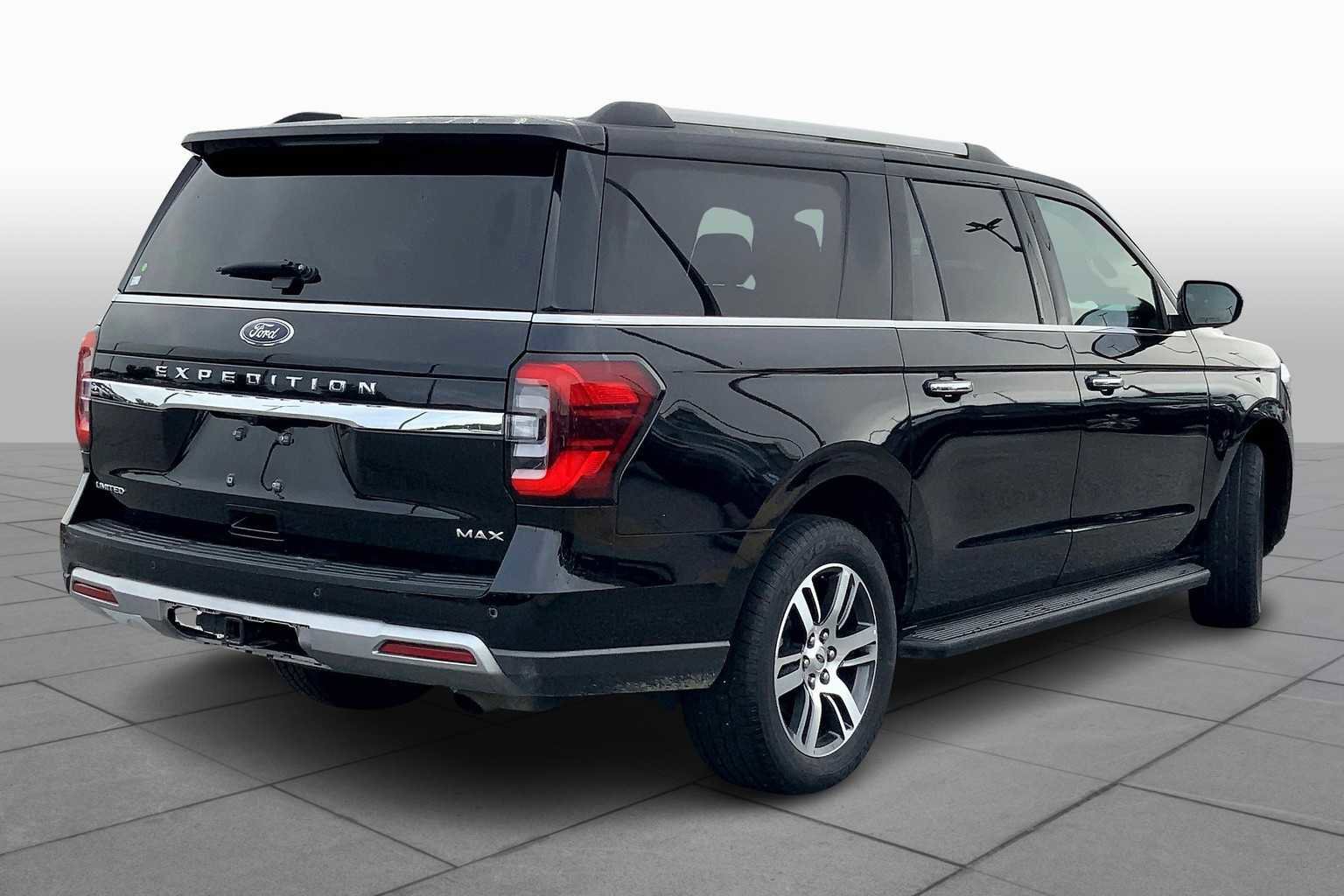 Certified 2024 Ford Expedition Max Limited image 3