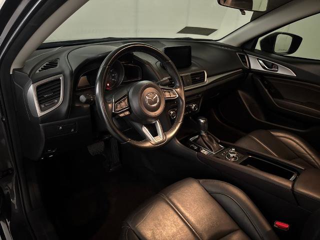 Used 2018 MAZDA MAZDA3 Touring image 6