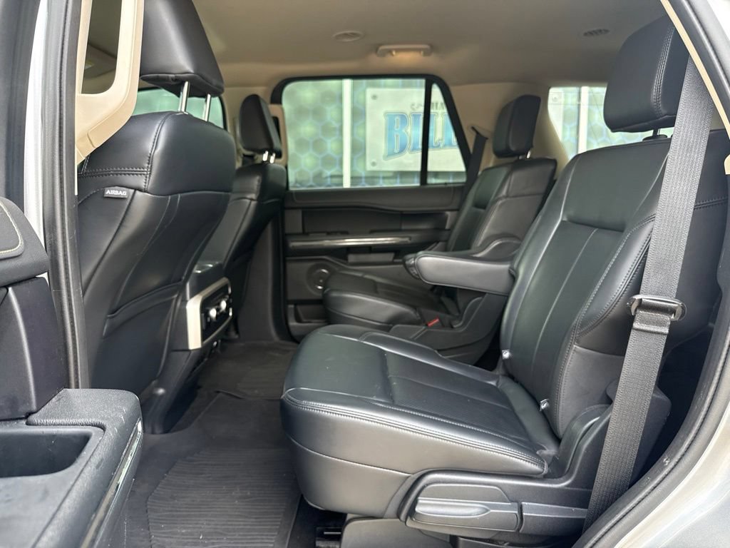 Certified 2024 Ford Expedition XLT RWD image 9