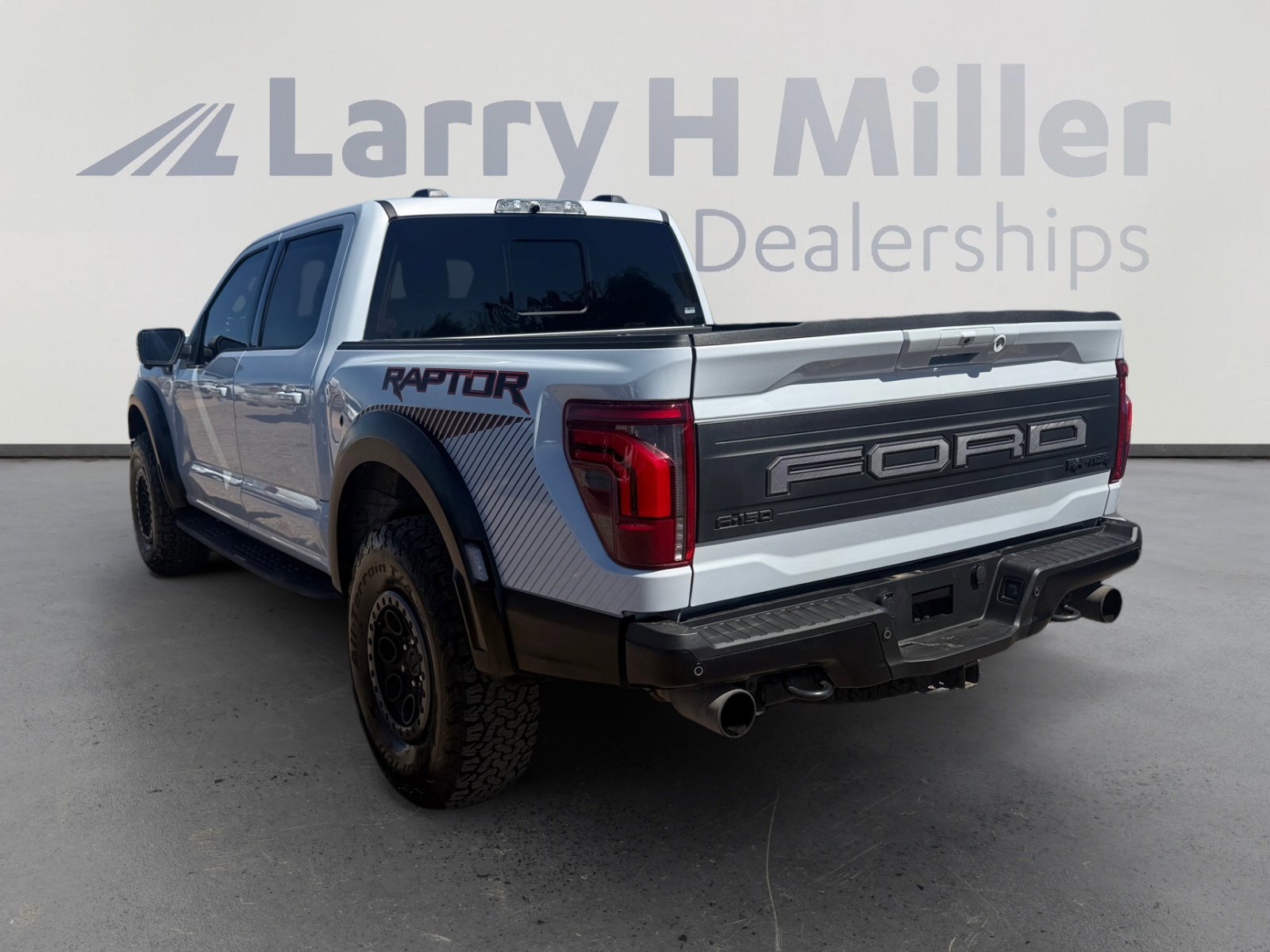 Certified 2025 Ford F150 Raptor image 3