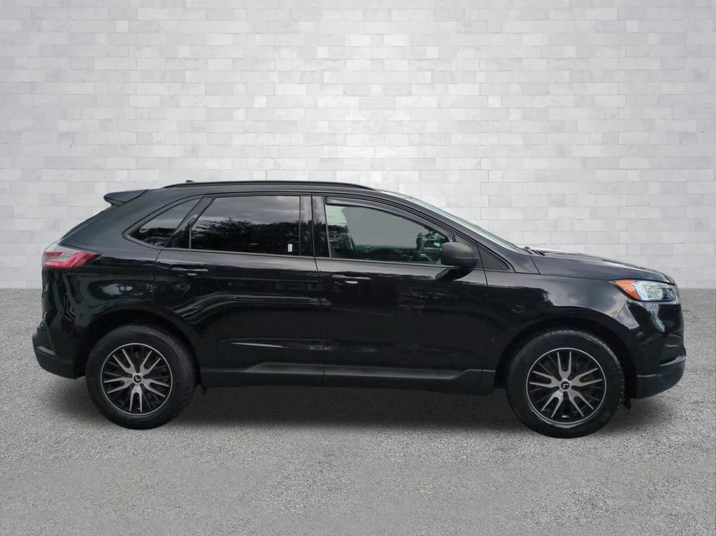 Certified 2023 Ford Edge SE AWD/4WD image 3