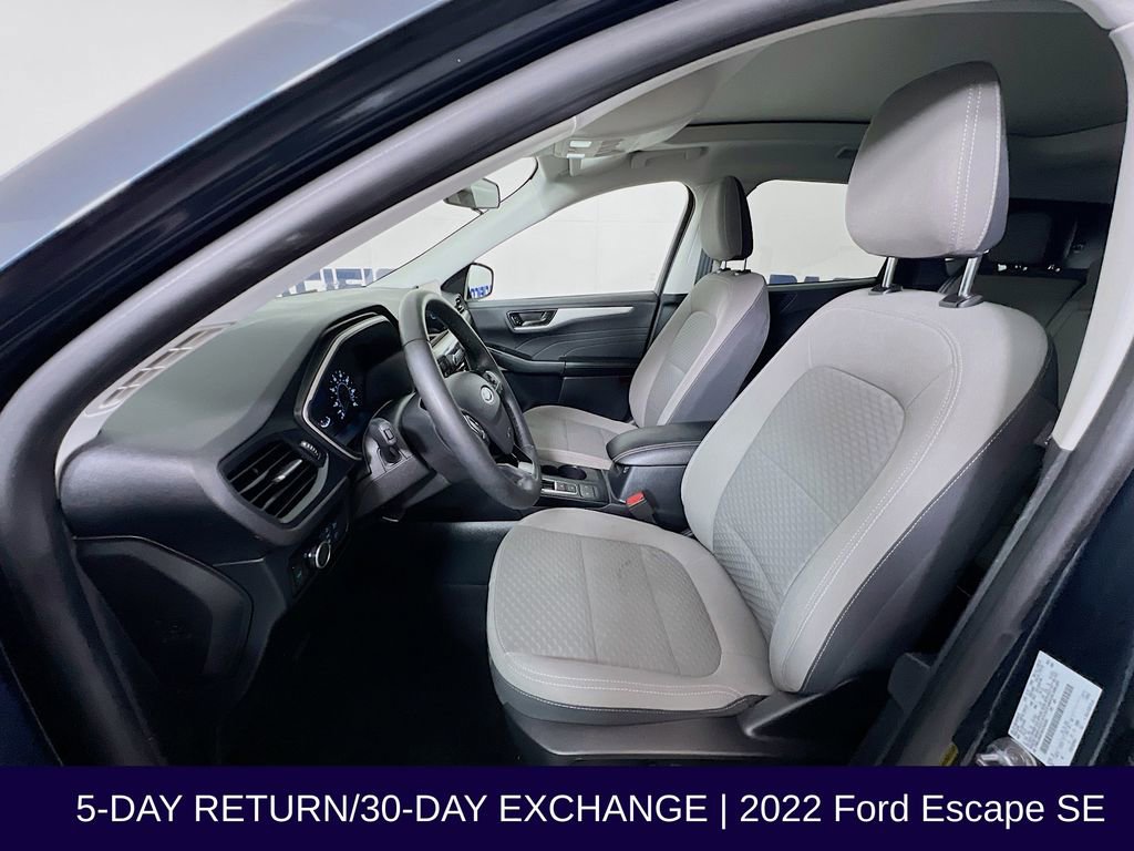 Certified 2022 Ford Escape SE w/ SE Sport Appearance Package AWD/4WD image 13