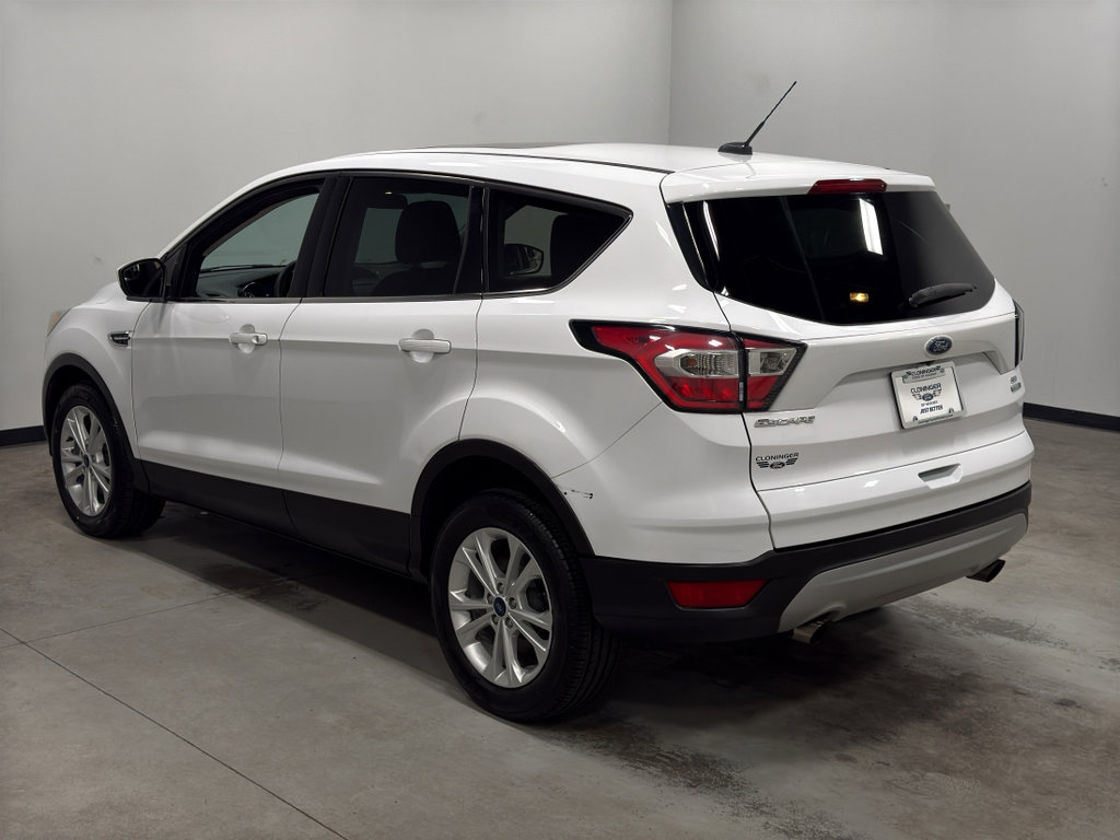 Certified 2017 Ford Escape SE image 6