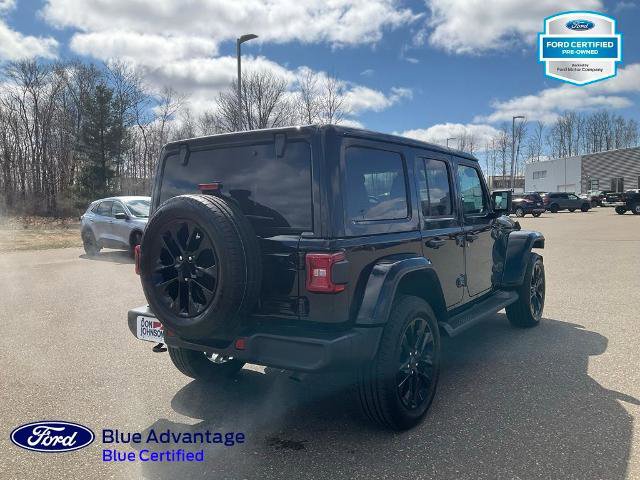 Used 2025 Jeep Wrangler Unlimited Sahara AWD/4WD image 23