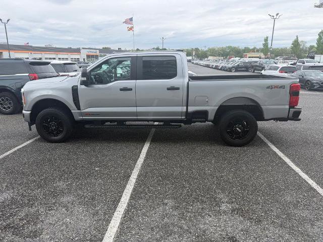 Certified 2023 Ford F250 XL w/ STX Appearance Package AWD/4WD image 5