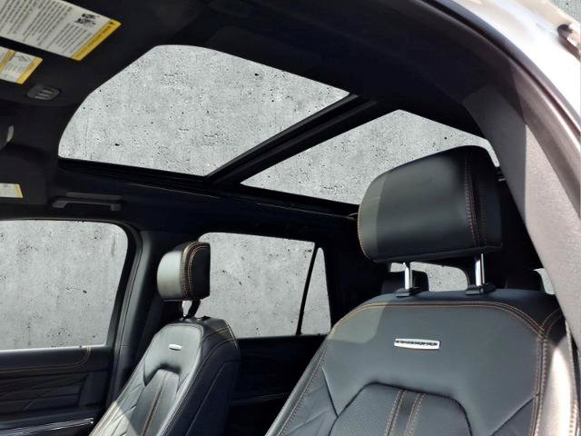 Certified 2022 Ford Expedition Platinum AWD/4WD image 21