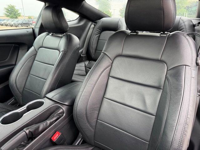 Certified 2021 Ford Mustang Coupe RWD image 10