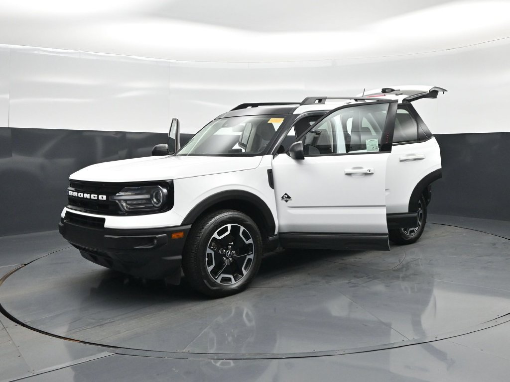 Certified 2023 Ford Bronco Sport Outer Banks w/ Tech Package AWD/4WD image 26