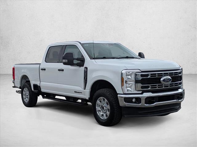 Certified 2024 Ford F250 XLT w/ FX4 Off-Road Package AWD/4WD image 3