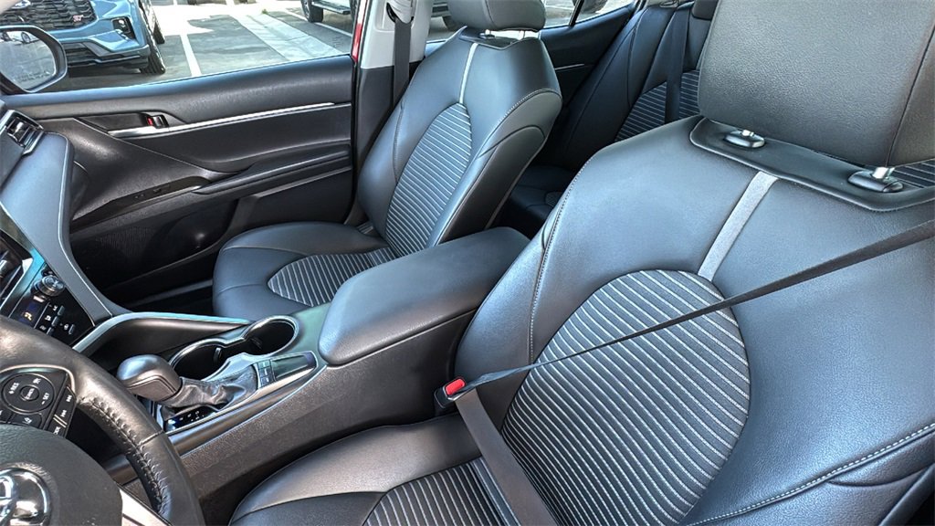 Used 2023 Toyota Camry SE image 22
