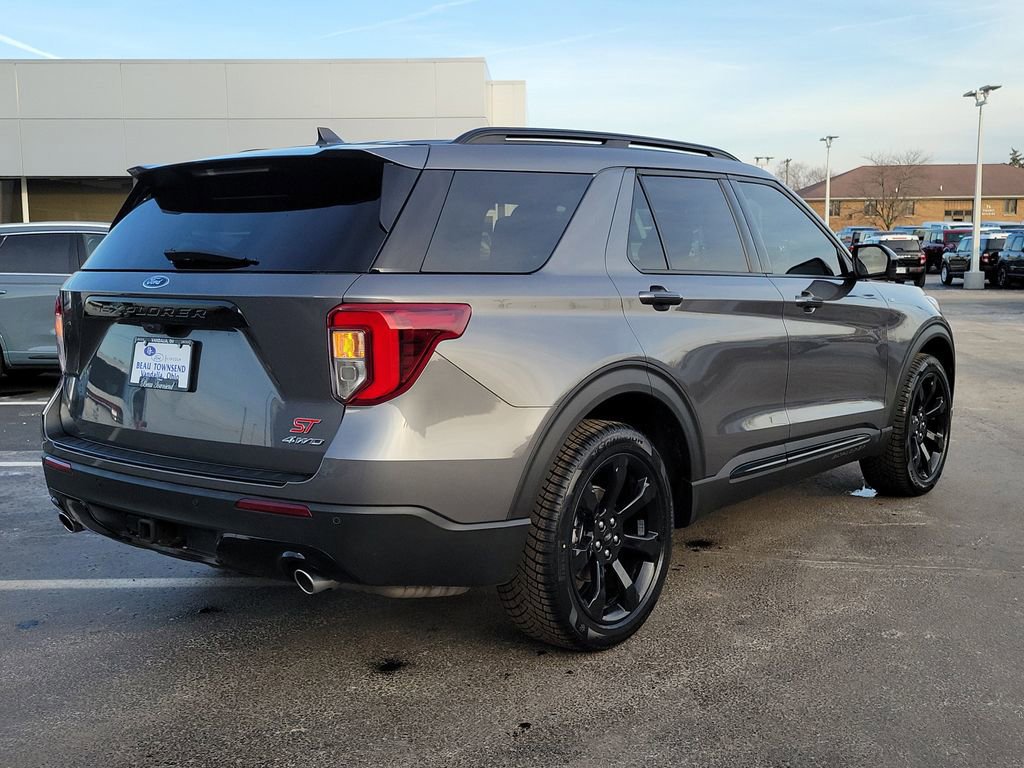 Certified 2023 Ford Explorer ST-Line w/ Class IV Trailer Tow Package image 5