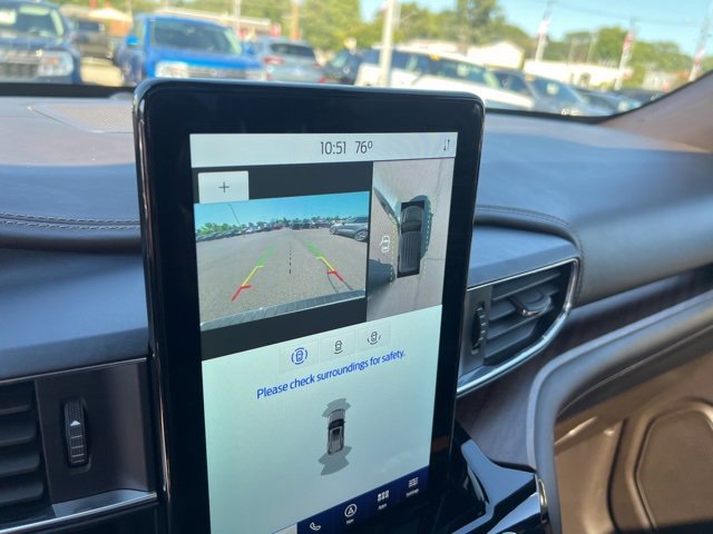 Certified 2021 Ford Explorer King Ranch w/ Premium Technology Package image 17