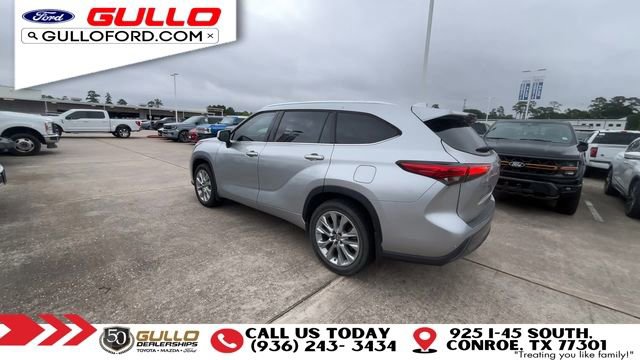 Used 2022 Toyota Highlander Limited FWD image 6
