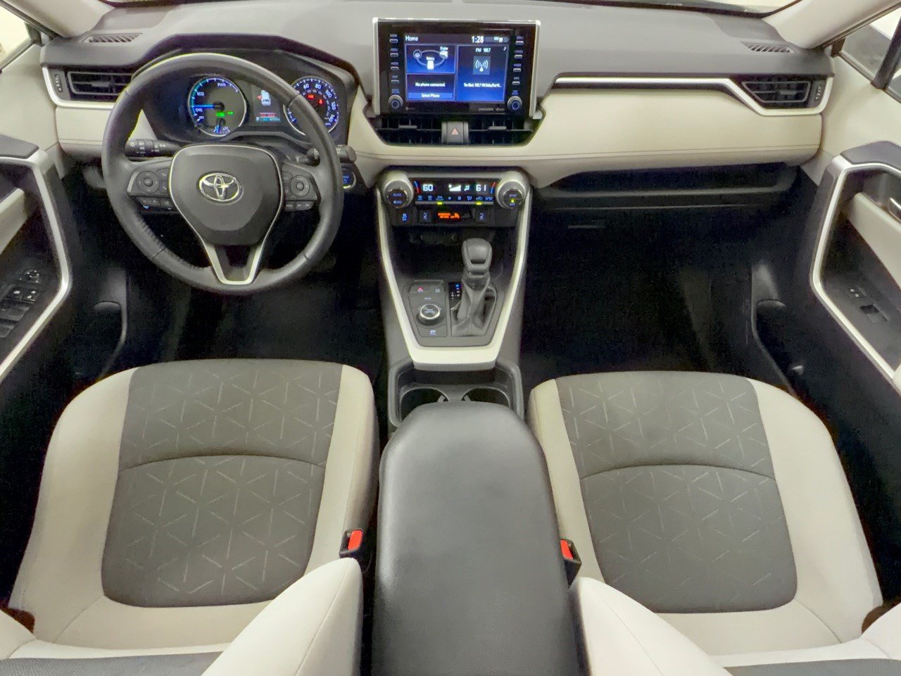 Used 2021 Toyota RAV4 XLE w/ Convenience Package AWD/4WD image 17