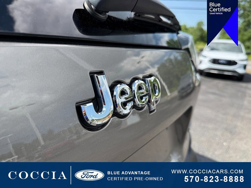 Used 2019 Jeep Cherokee Latitude Plus image 37