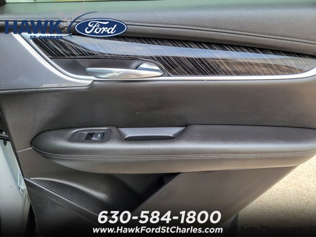 Used 2021 Cadillac XT6 Premium Luxury image 23