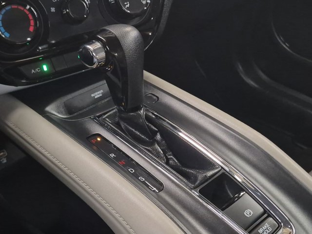 Used 2019 Honda HR-V LX image 12