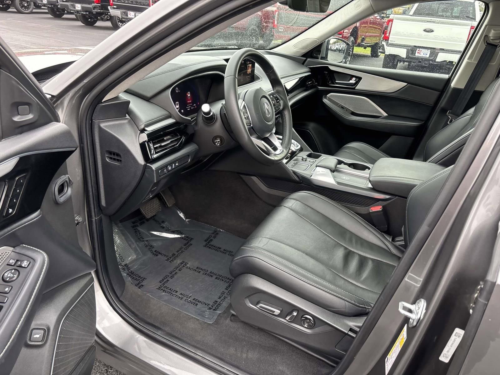 Used 2023 Acura MDX SH-AWD w/ Technology Package image 28