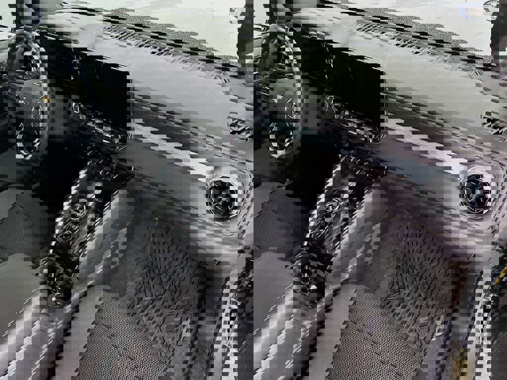 Used 2023 Chevrolet Colorado LT w/ LT Convenience Package II image 32