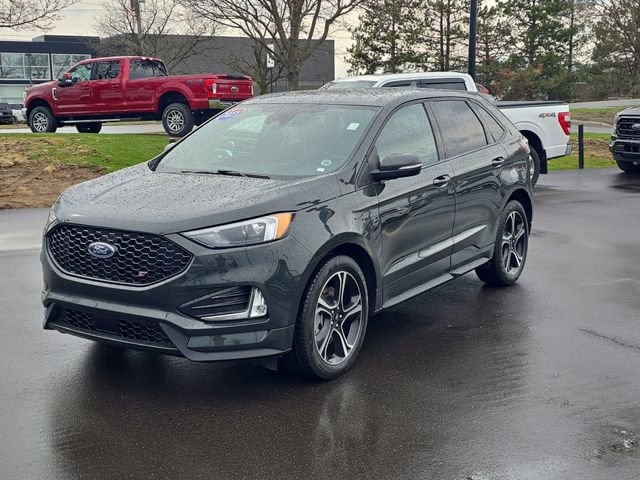 Certified 2023 Ford Edge ST image 2