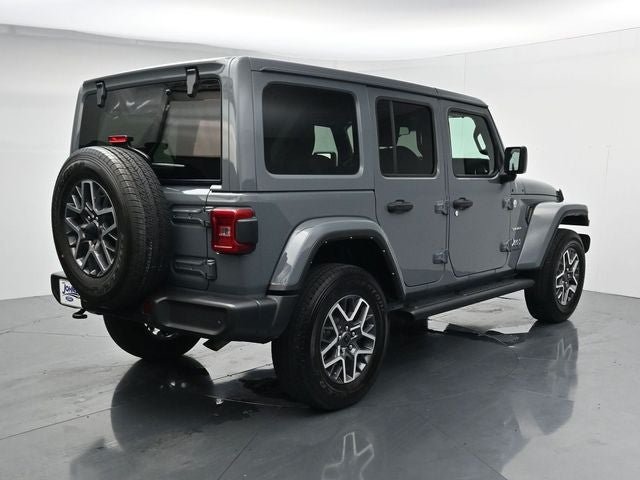 Used 2024 Jeep Wrangler Unlimited Sahara w/ Safety Group AWD/4WD image 9