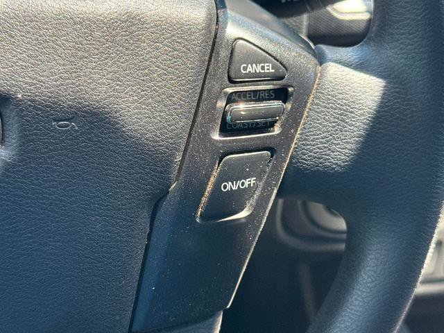 Used 2022 Nissan Frontier SV AWD/4WD image 19