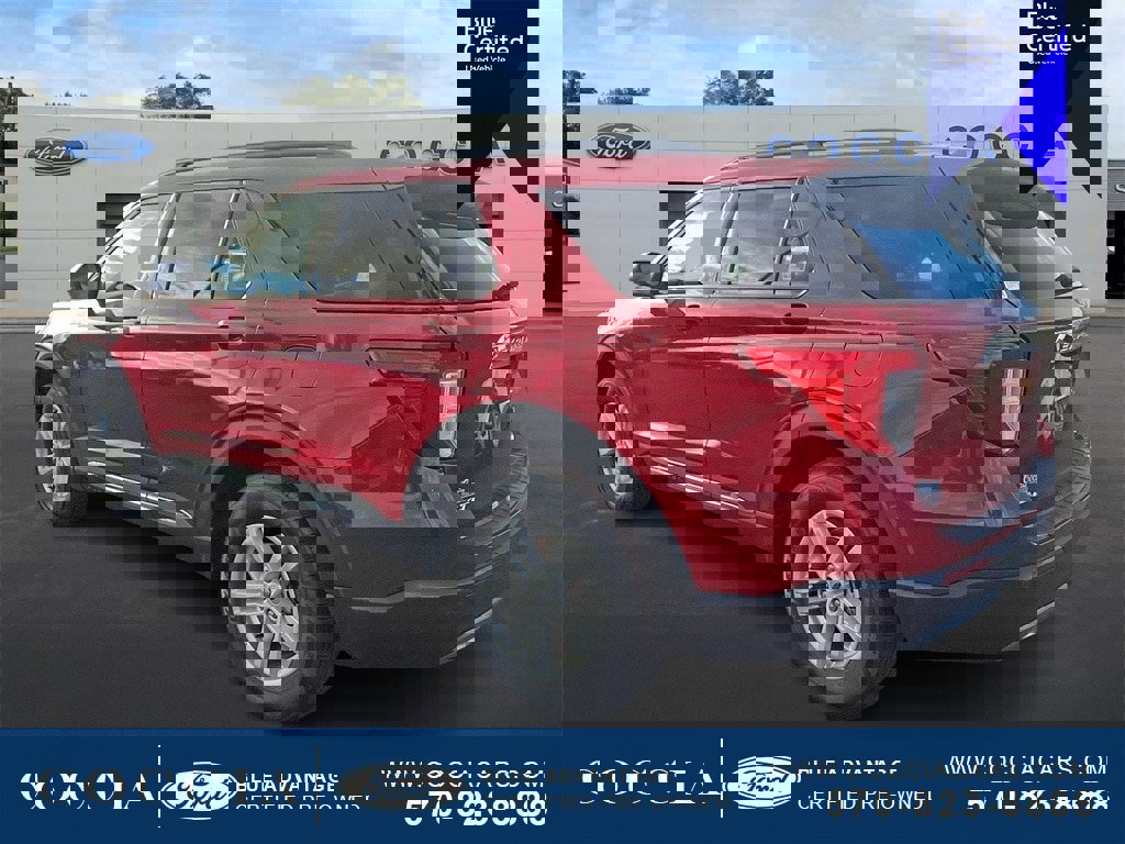 Certified 2022 Ford Explorer XLT w/ Equipment Group 202A image 3