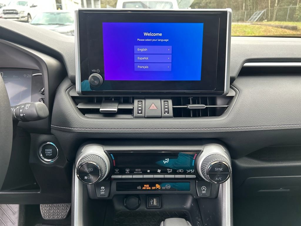Used 2025 Toyota RAV4 XLE Premium image 18