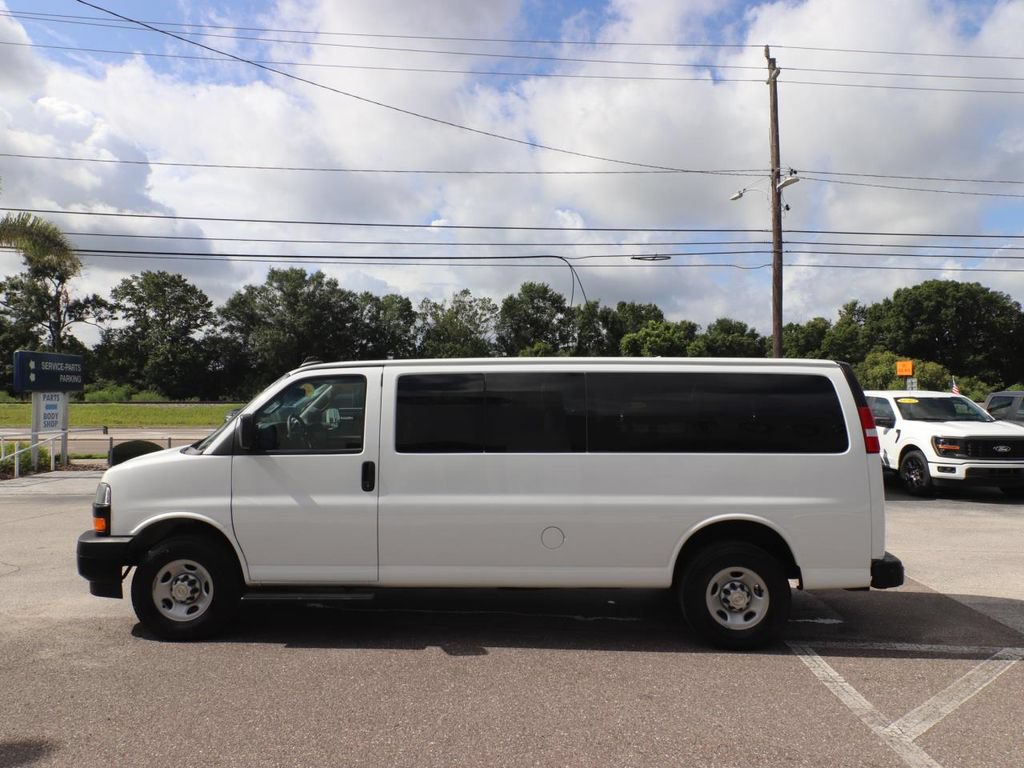 Used 2024 Chevrolet Express 3500 LS RWD image 8