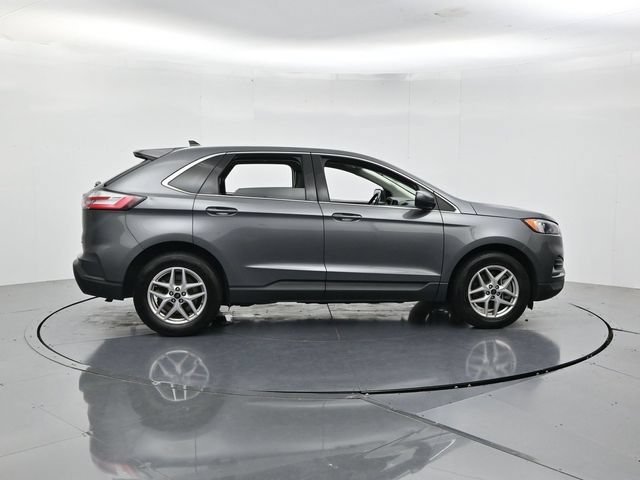 Certified 2024 Ford Edge SEL AWD/4WD image 2