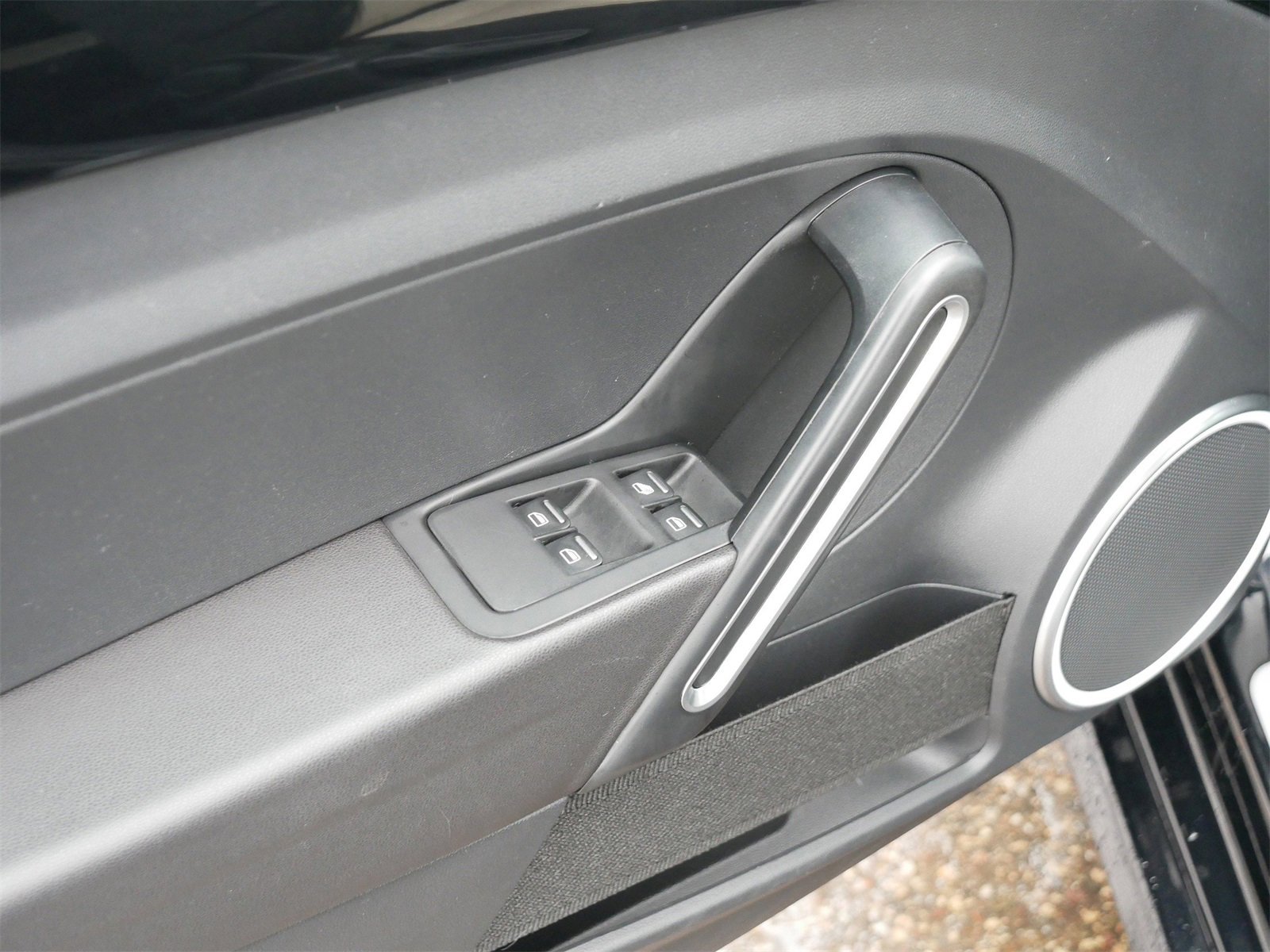 Used 2019 Volkswagen Beetle 2.0T SE image 15