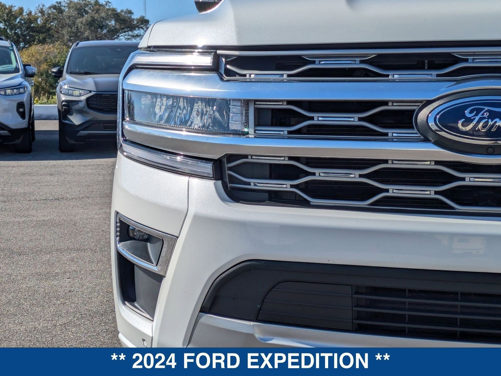 Certified 2024 Ford Expedition Platinum image 10