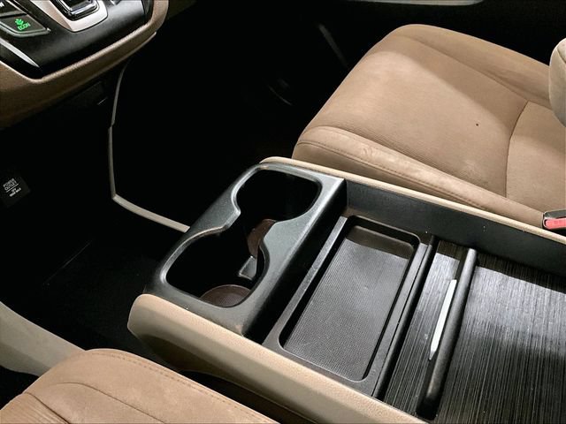 Used 2020 Honda Odyssey EX image 16
