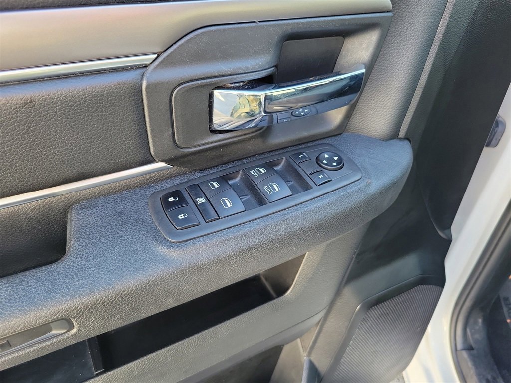 Used 2024 RAM 1500 Classic Warlock image 15