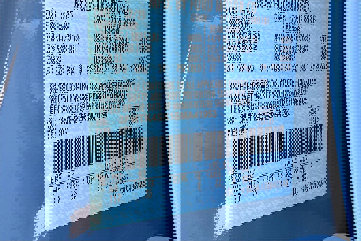 Certified 2025 Ford Mustang Mach-E GT w/ Bronze Appearance Package image 35