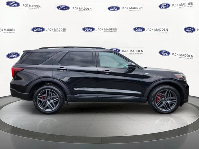 Certified 2025 Ford Explorer ST-Line w/ Premium Package AWD/4WD image 6