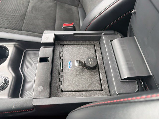 Certified 2025 Ford Explorer ST AWD/4WD image 38