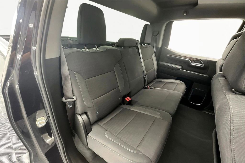 Used 2024 Chevrolet Silverado 1500 LT image 28