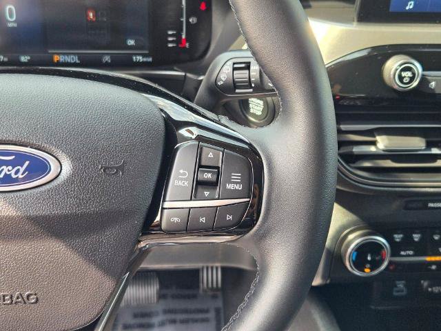 Certified 2023 Ford Escape Active AWD/4WD image 30