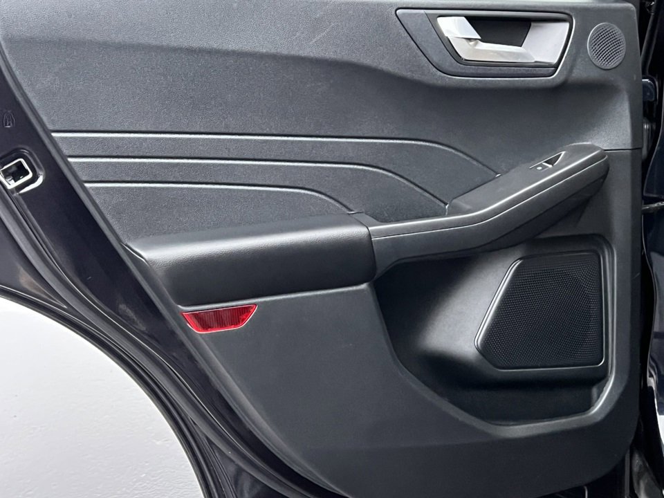 Certified 2021 Ford Escape SEL w/ Technology Package image 34