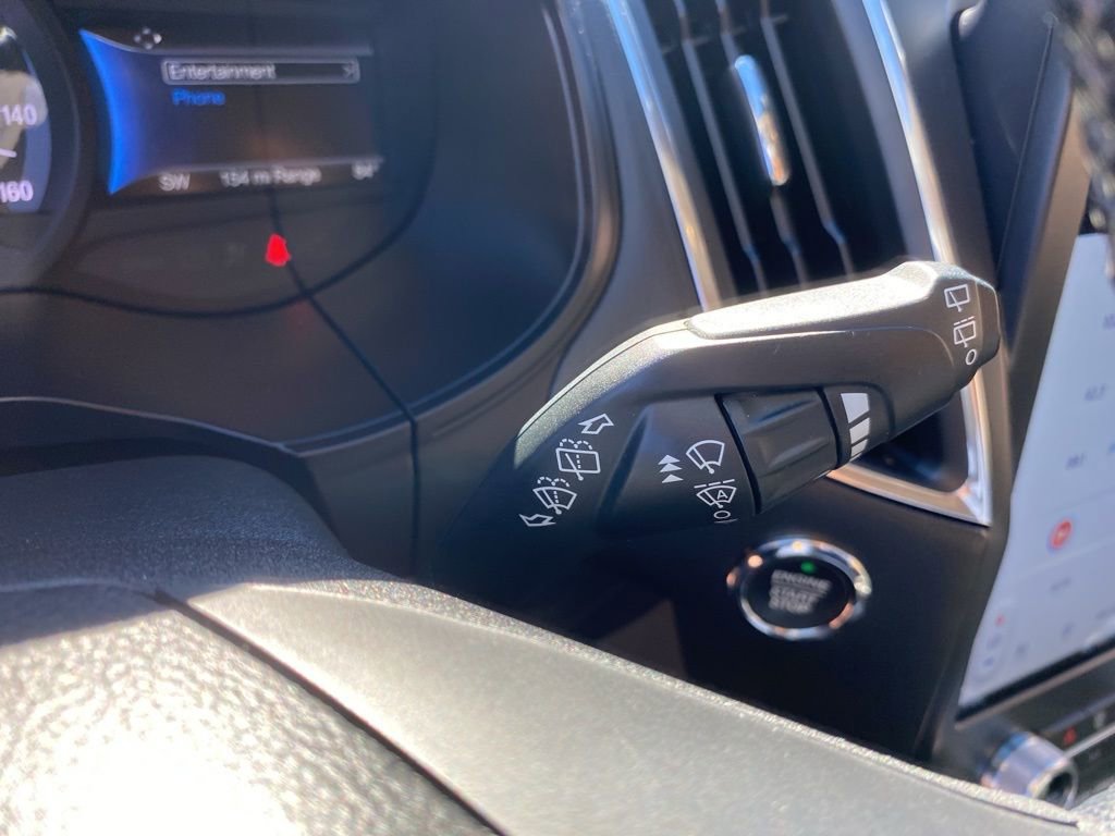 Certified 2022 Ford Edge Titanium AWD/4WD image 28