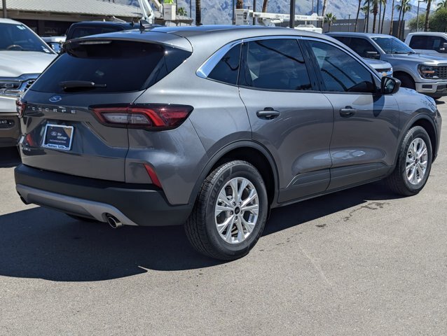 Certified 2024 Ford Escape Active FWD image 2