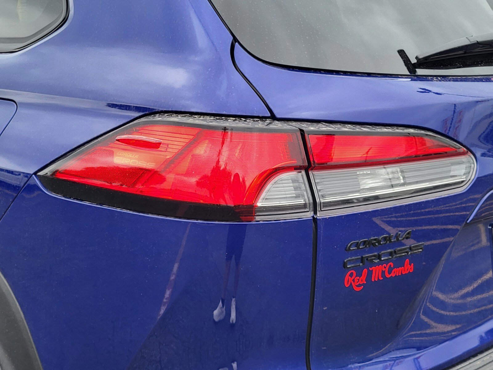 Used 2024 Toyota Corolla Cross AWD Hybrid w/ Convenience Package image 10