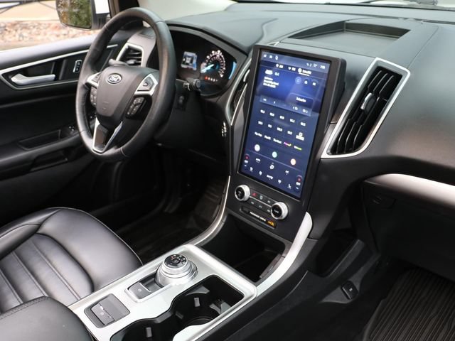 Certified 2024 Ford Edge SEL w/ Convenience Package AWD/4WD image 12