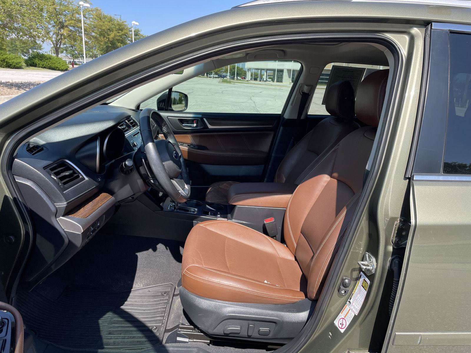 Used 2018 Subaru Outback 3.6R Touring AWD/4WD image 17